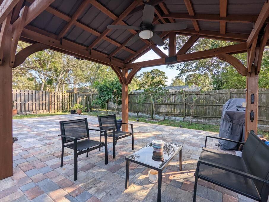 3Bed & 2Bath Property Couple Minutes From Siesta Key Beach & Downtown Sarasota Eksteriør billede