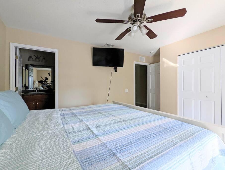 3Bed & 2Bath Property Couple Minutes From Siesta Key Beach & Downtown Sarasota Eksteriør billede