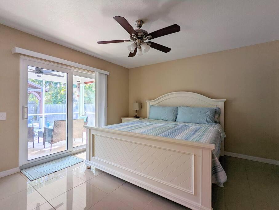 3Bed & 2Bath Property Couple Minutes From Siesta Key Beach & Downtown Sarasota Eksteriør billede